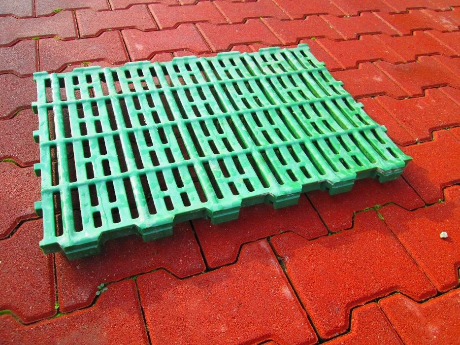 Ruszt plastikowy maciorowy
