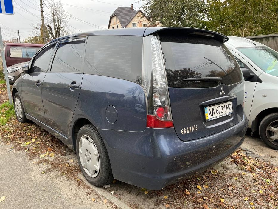 Mitsubishi Grandis, можливий і обмін