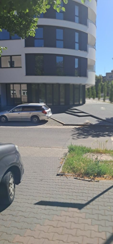 Lokal usługowy handlowy