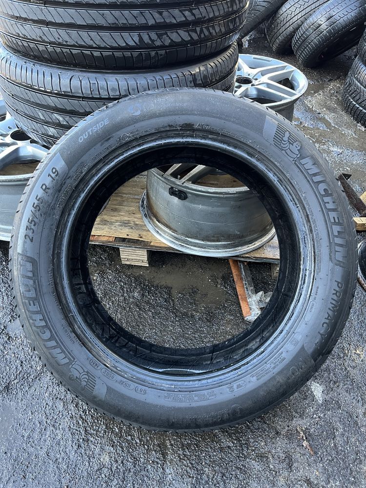 Шини резина колеса 235/55r19 Michelin