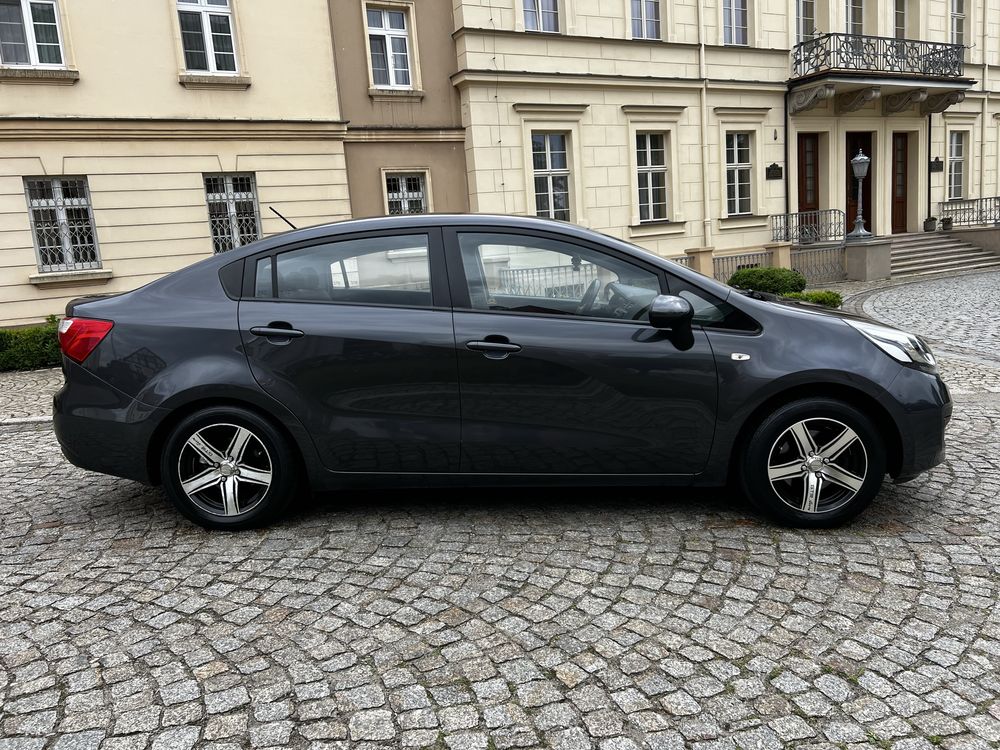 Zamiana Kia Rio Salon Polska KlimatronicTempomatBluetooth