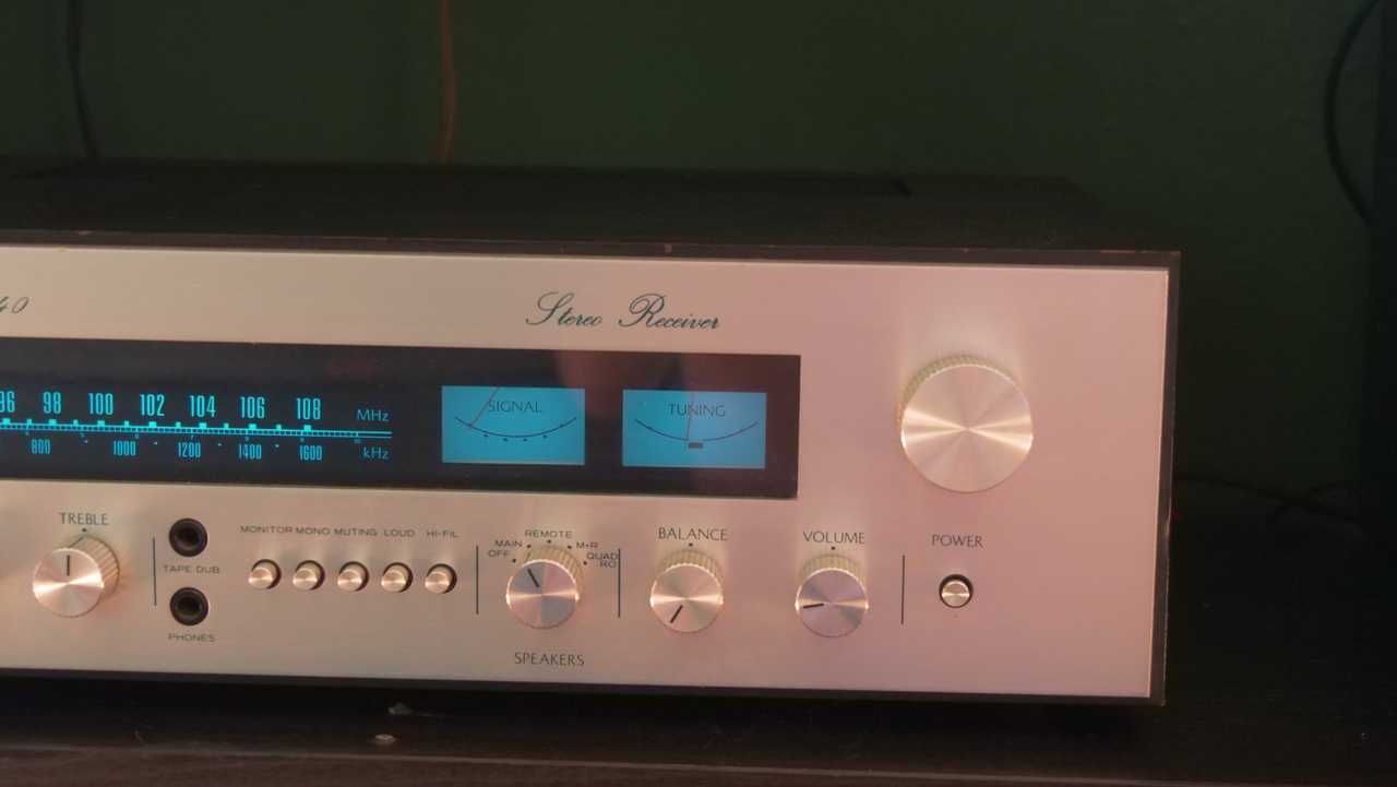 NAD 140 Receiver