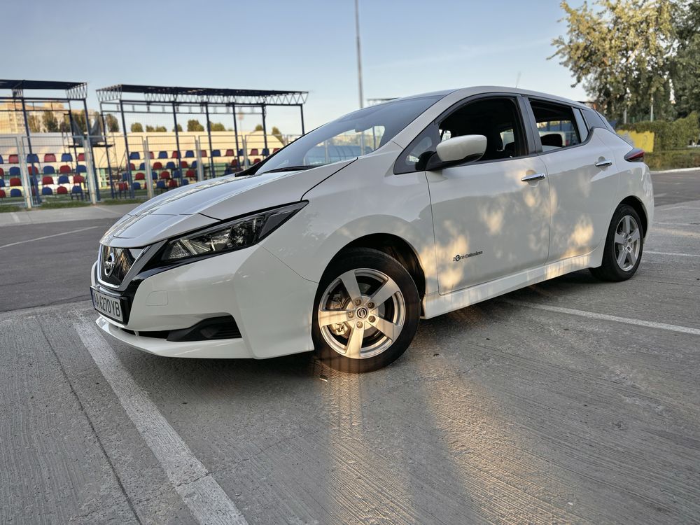 Nissan leaf 2018