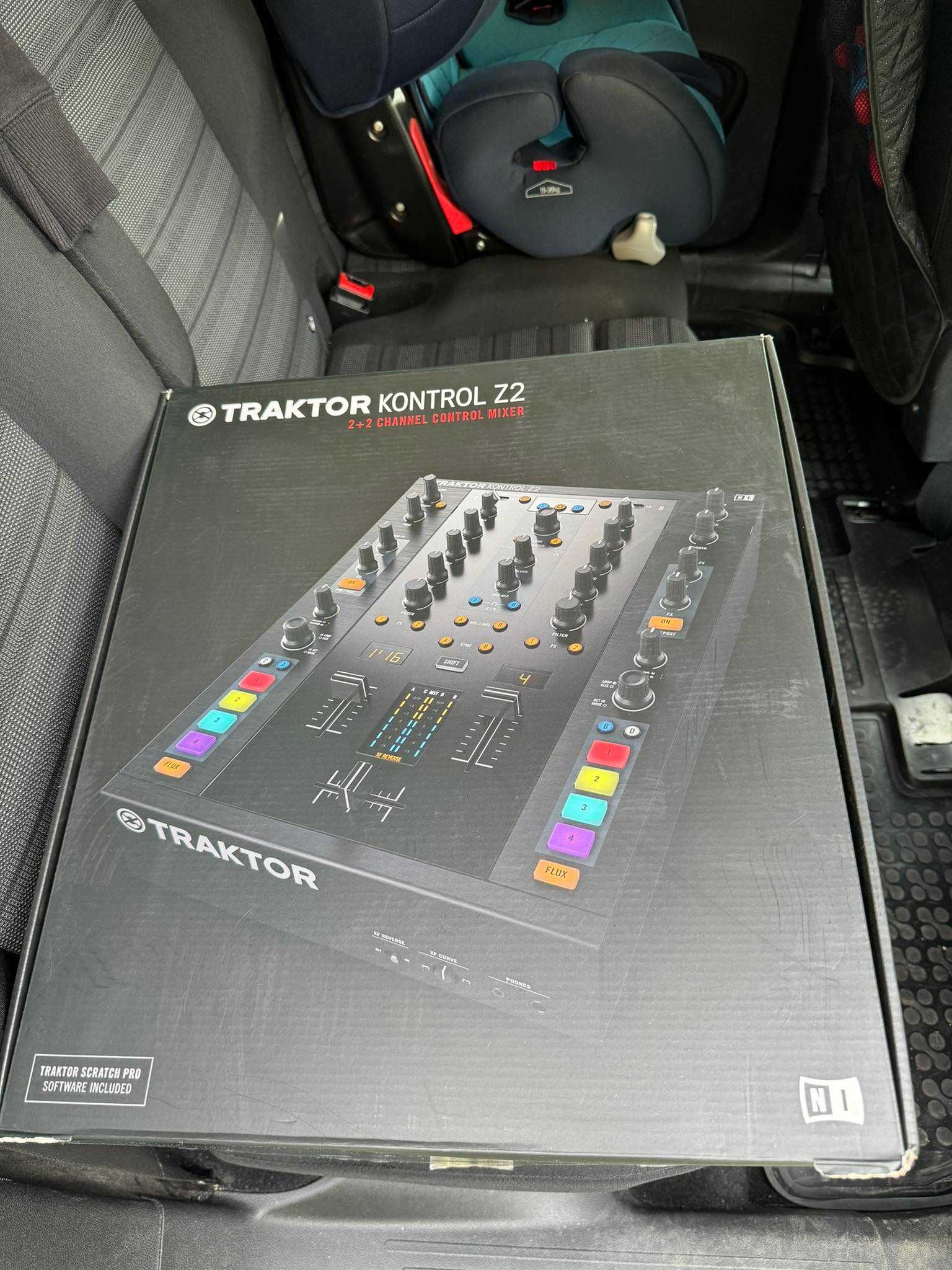 Mikser TRAKTOR KONTROL Z2 Native Instruments