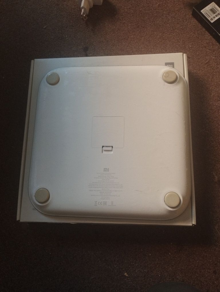 Весы наподьные Xiaomi Smart Scale 2