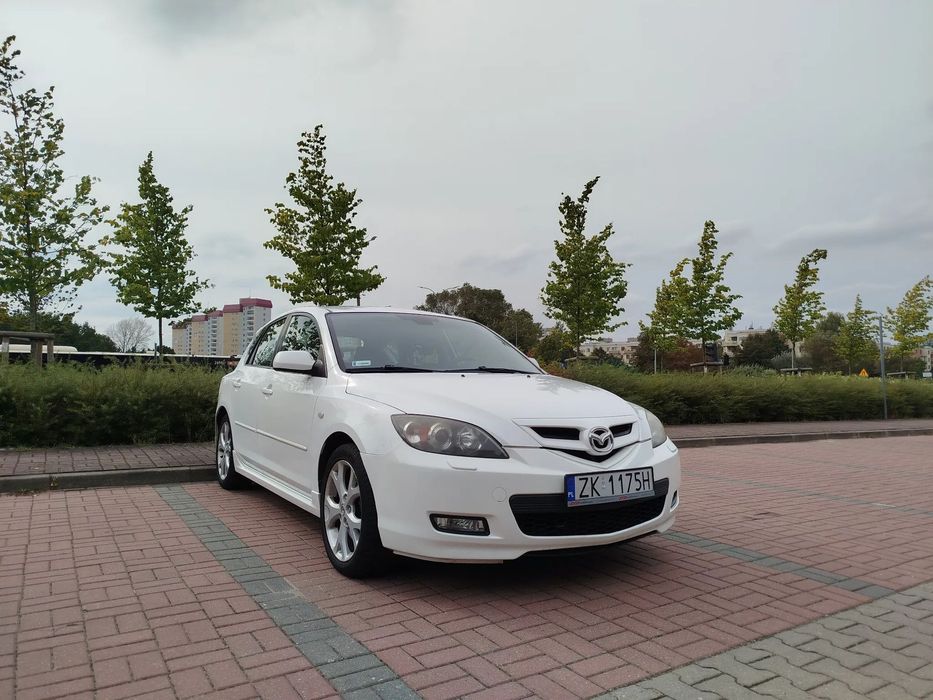 Mazda 3 Top Sport Biała Perła 2.0 150 KM