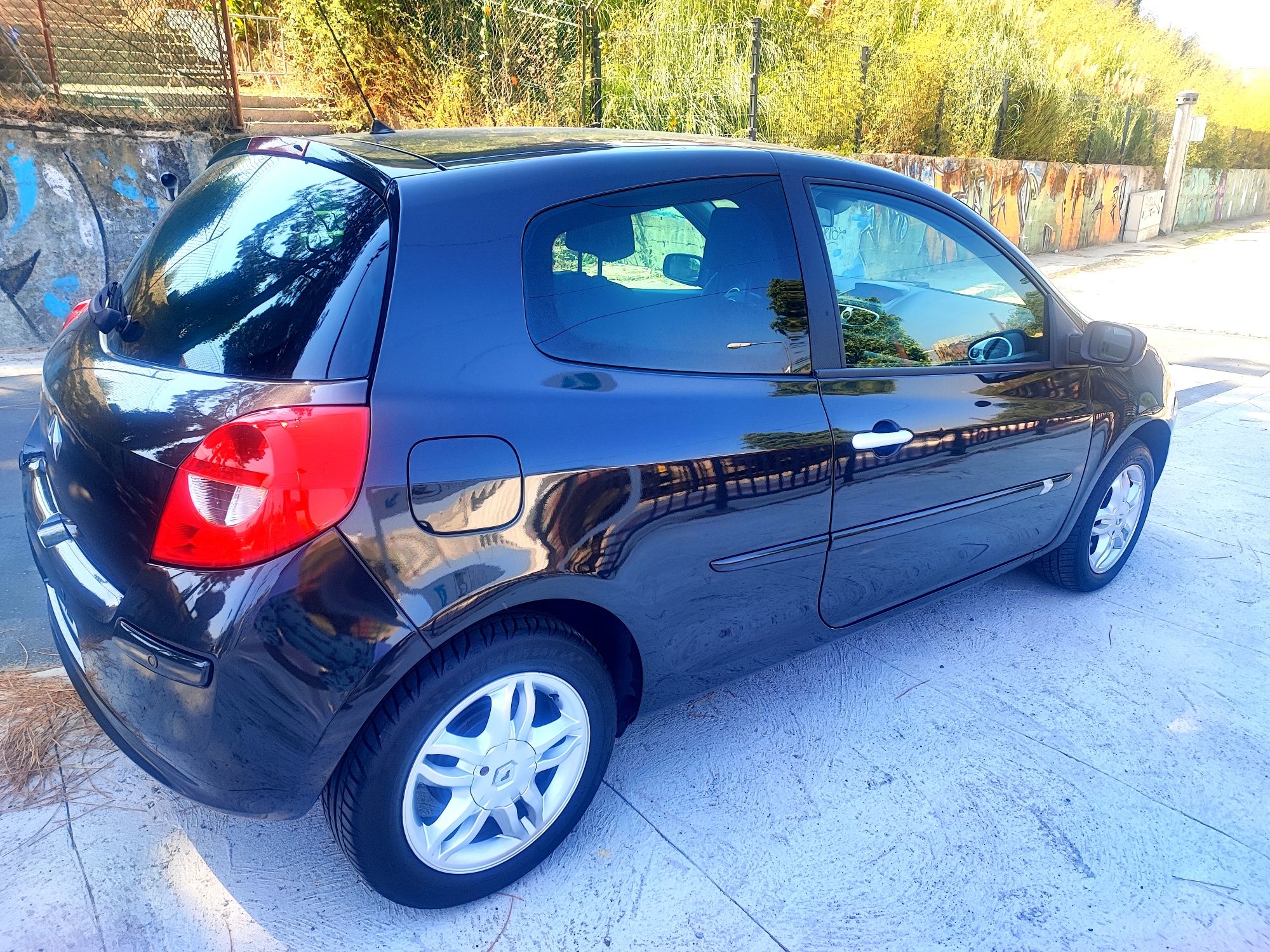 Clio 3 / 1.2 / 75cv / Gasolina