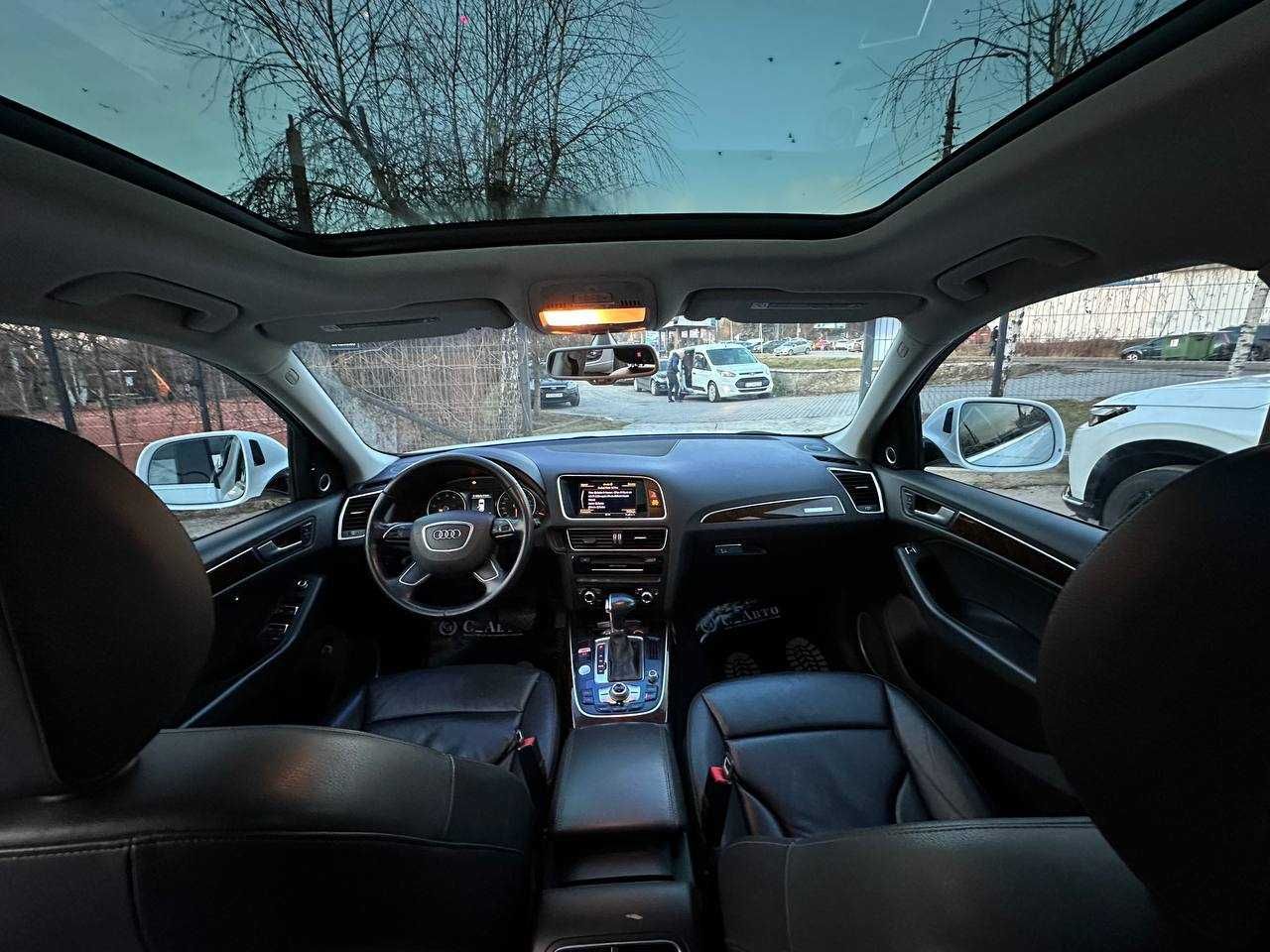 Audi Q5 купити за 320 дол/міс