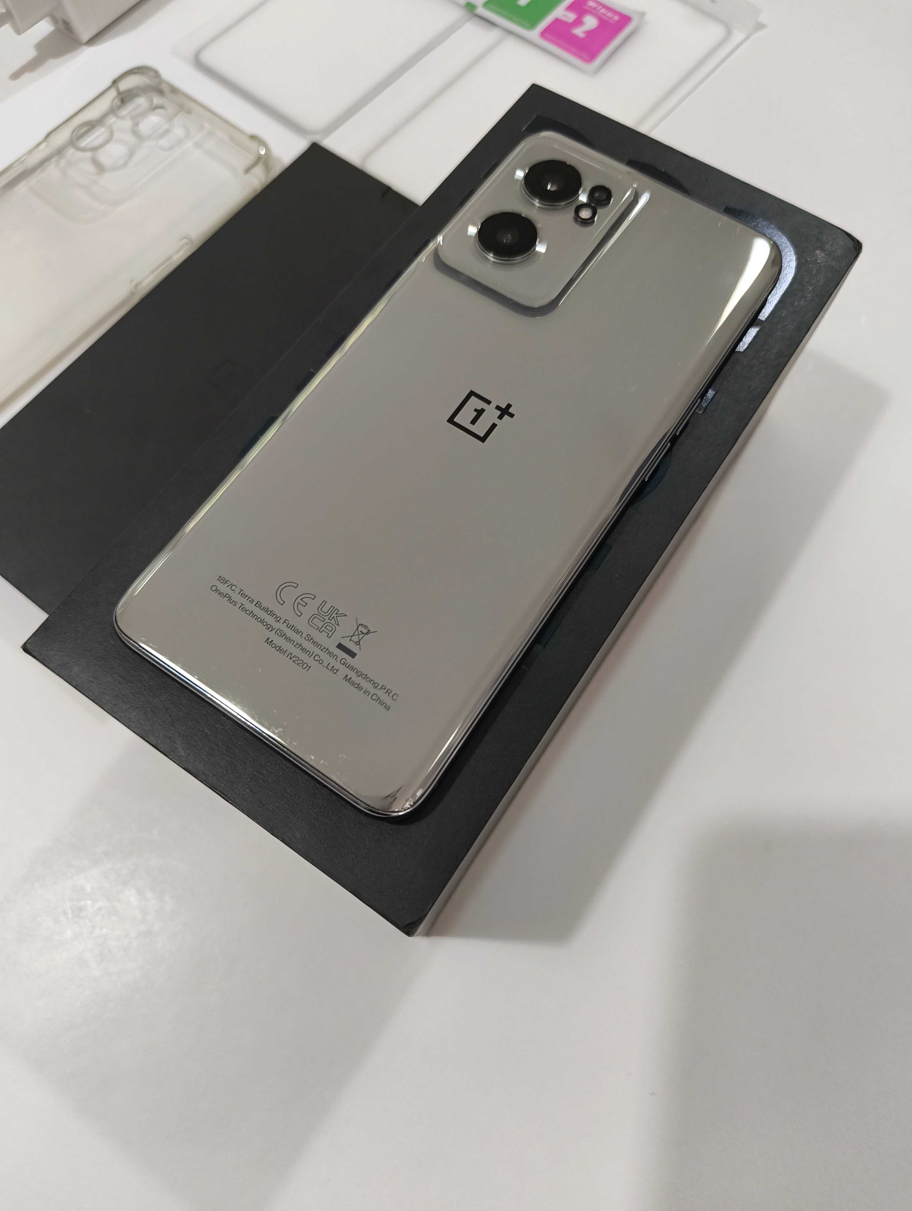 Oneplus Nord CE 2 5G, 8GB RAM, 128GB ROM, Android 13, óptimo estado