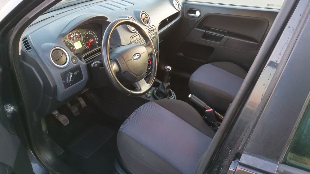 Ford fusion 1.6 ben lpg 141 tys przebiegu bdb stan doinwestowany