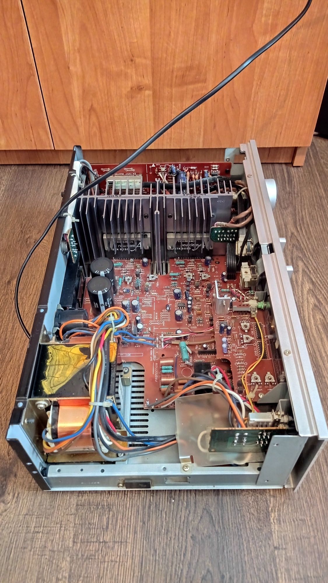 Technics SU-V4A wzmacniacz piękny stan!
