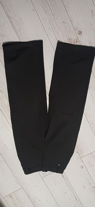 Eleganckie spodnie r146