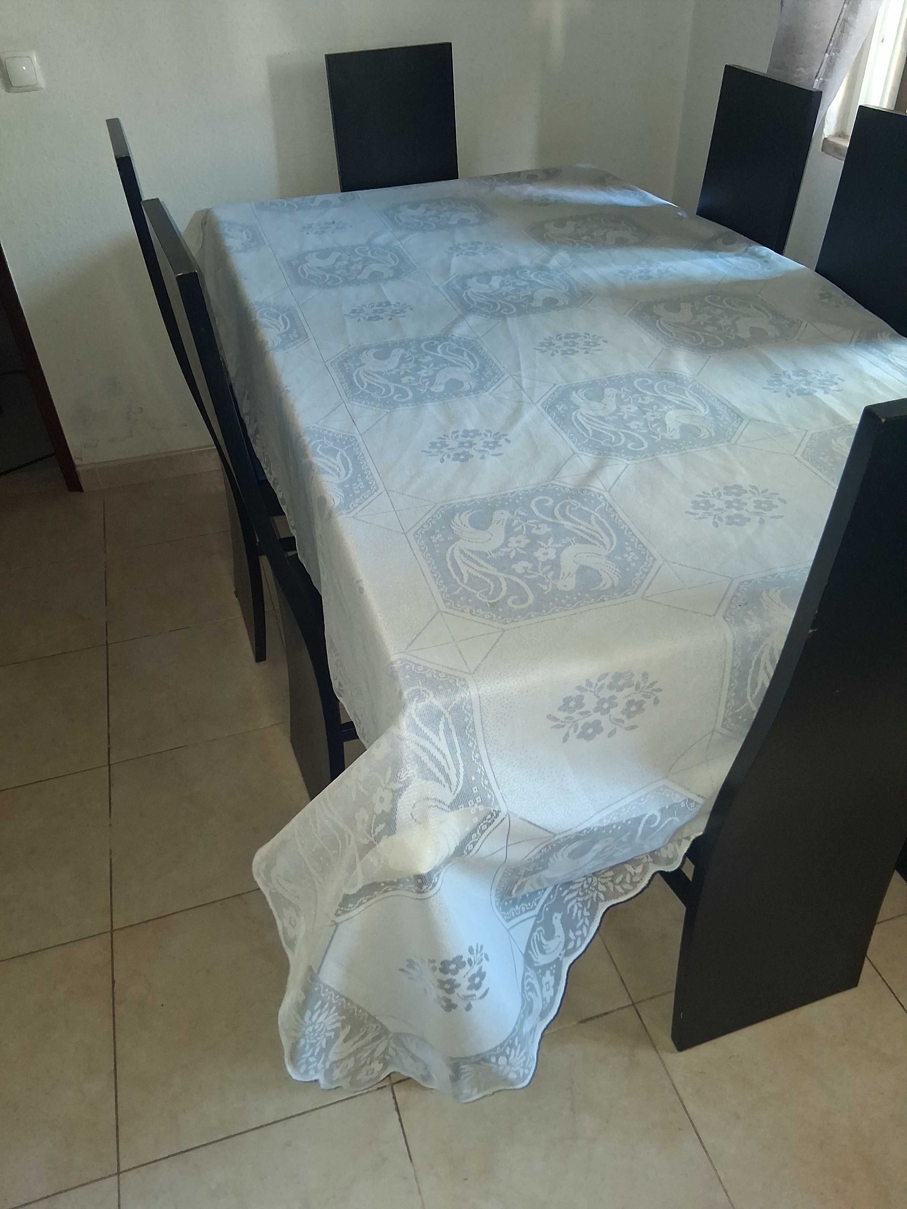 Toalha de mesa rendada, grande