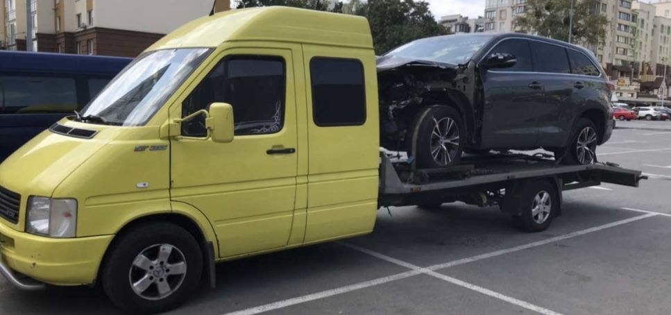 Евакуатор, послуги з перевезення