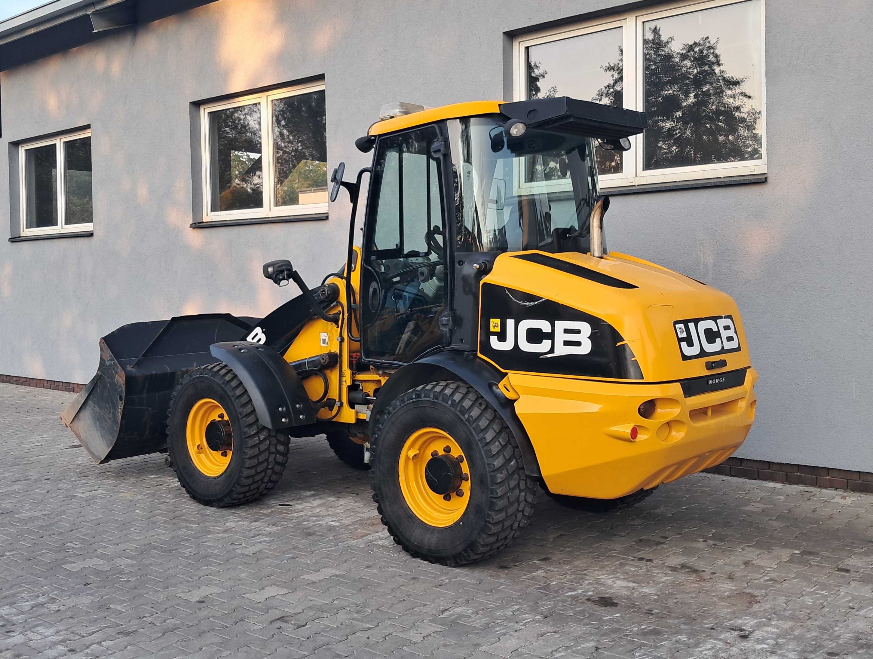 JCB 409AGRI Klima Bogata Wersja Szybka Skrzynia 40km/h Widły Obrotnica