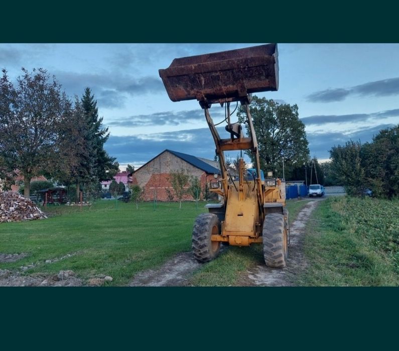 Ładowarka czołowa z kabiną