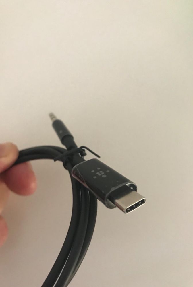 Kabel USB C - Jack 3.5 mm BELKIN RockStar 0.9m