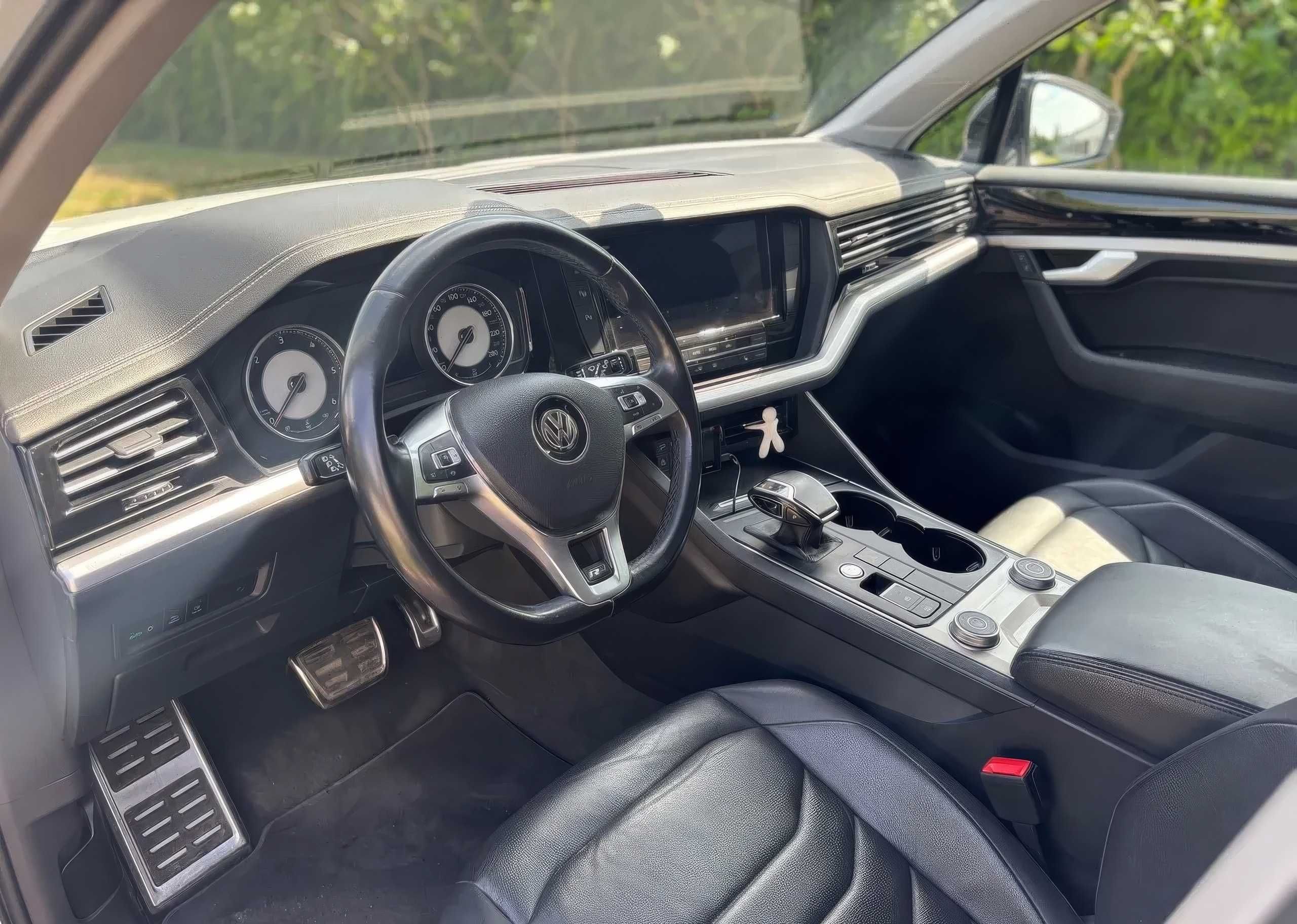 2018 Volkswagen Touareg 3.0 V6 TDI 4Motion R-Line