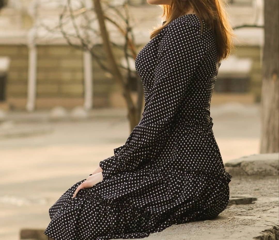 Сукня чорна, розмір 46-48