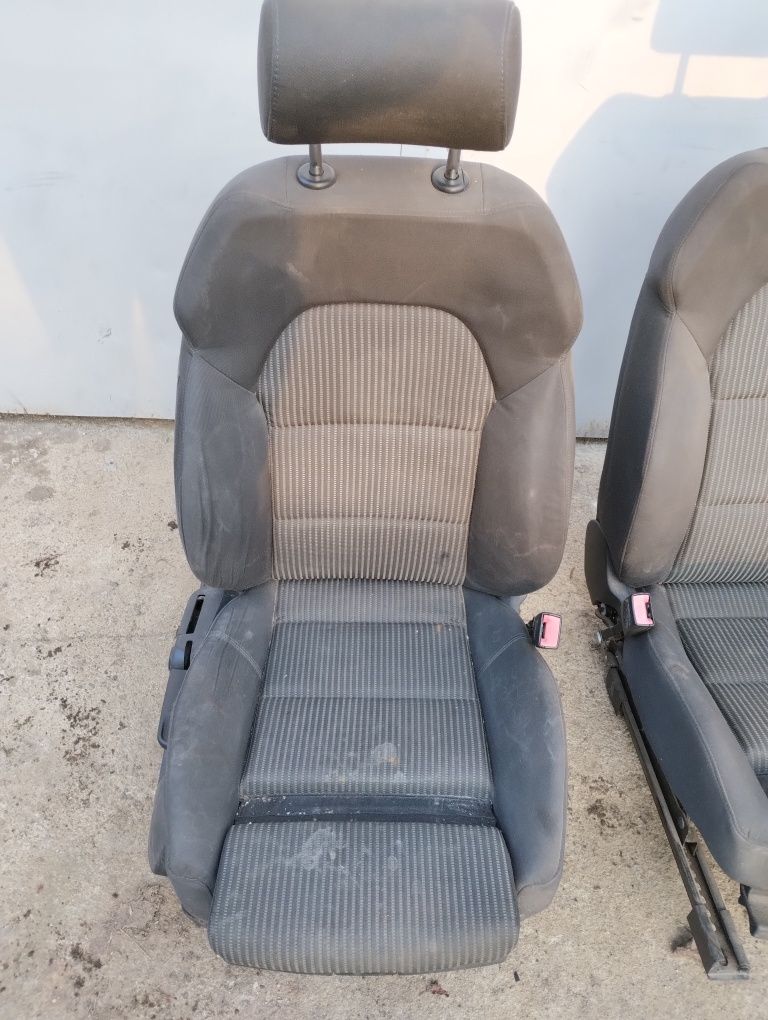 Fotele przód audi a4 b7 S-Line