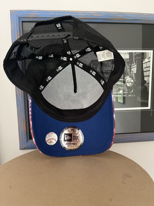 Czapki z daszkiem  2 szt  Nowa Era i Lamania