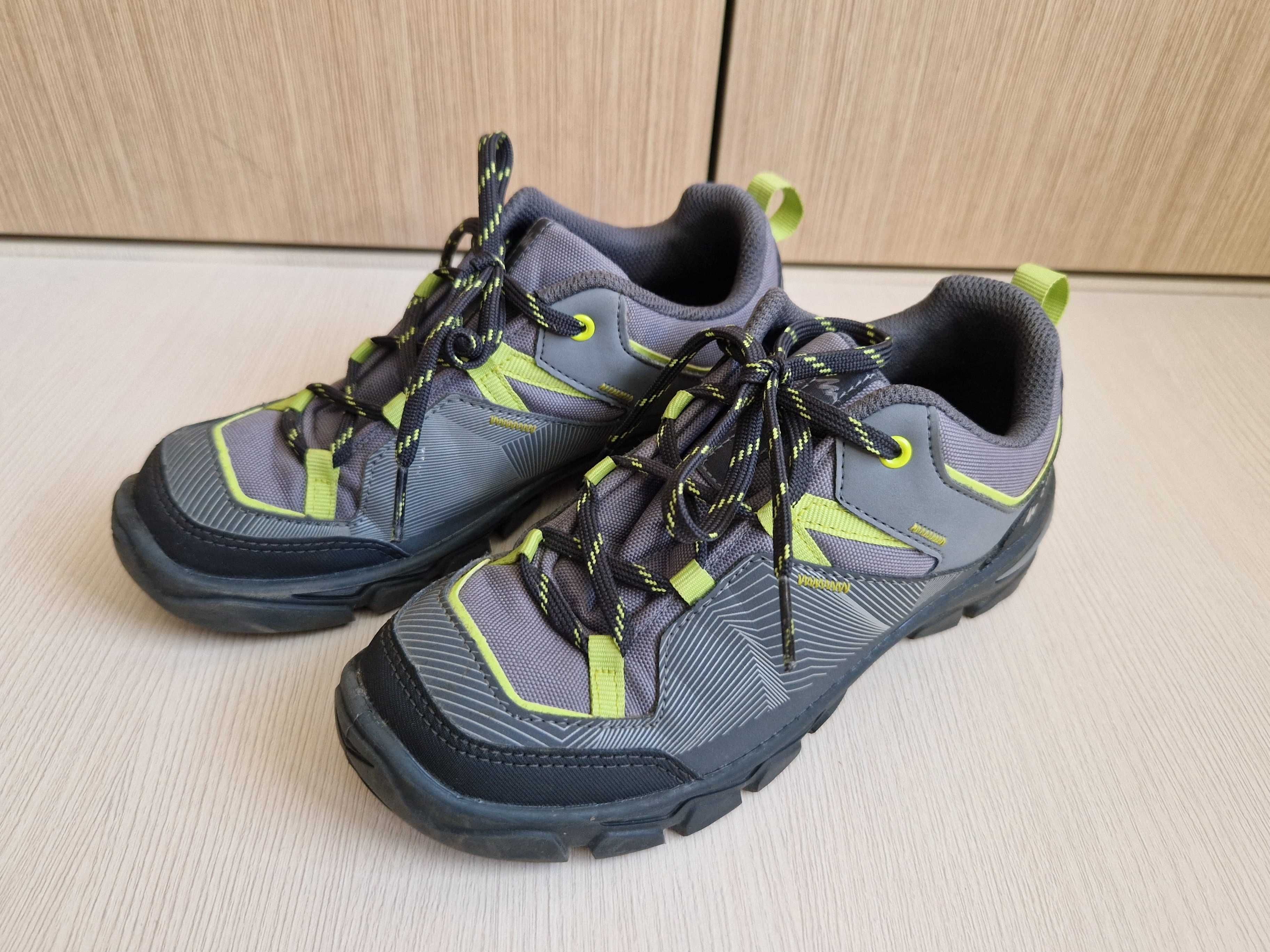 Buty Quechua decathlon WP r. 35, wkł. wenątrz 22,5 cm