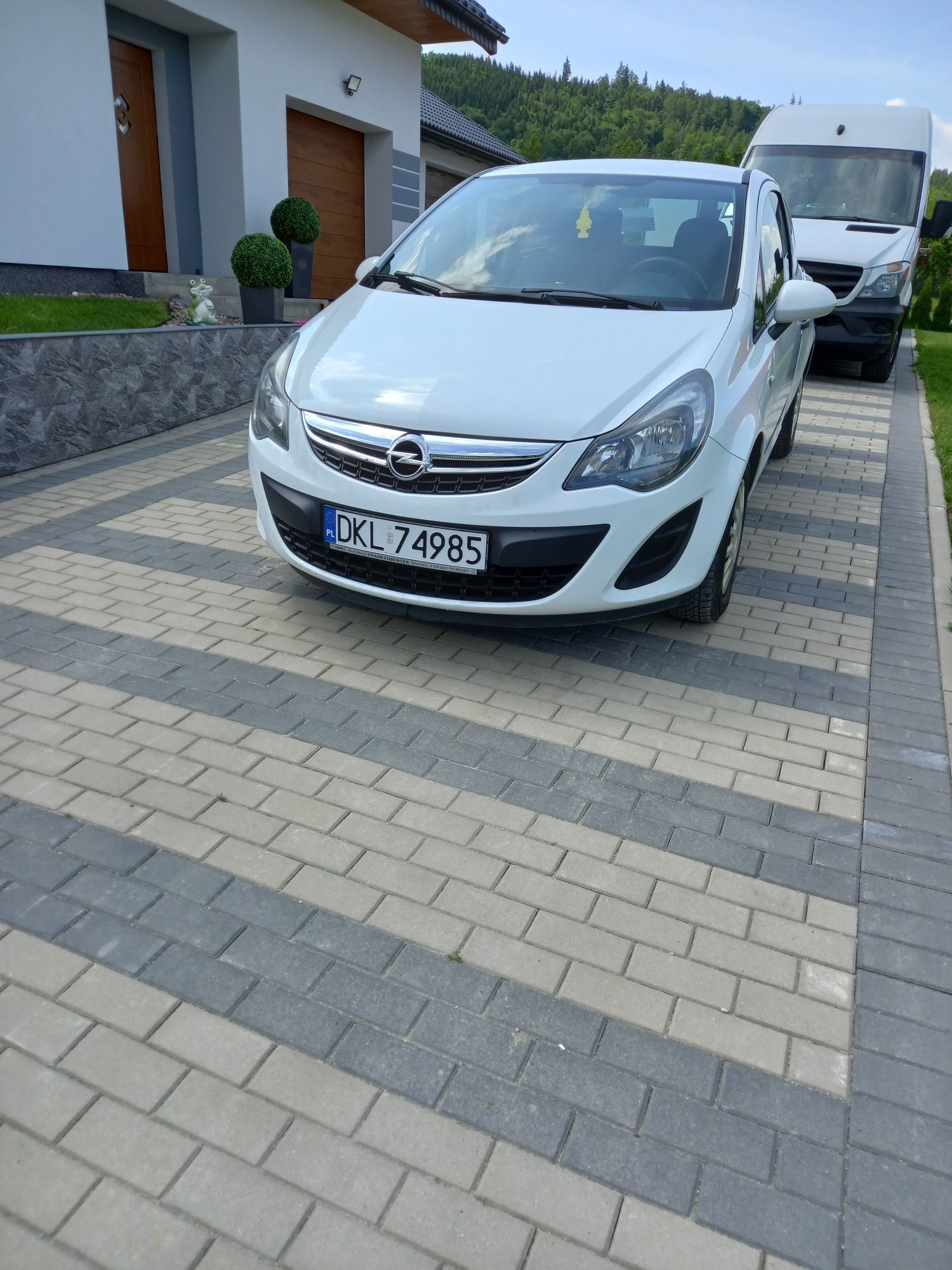 Opel Corsa 1.4 benzyna 2014