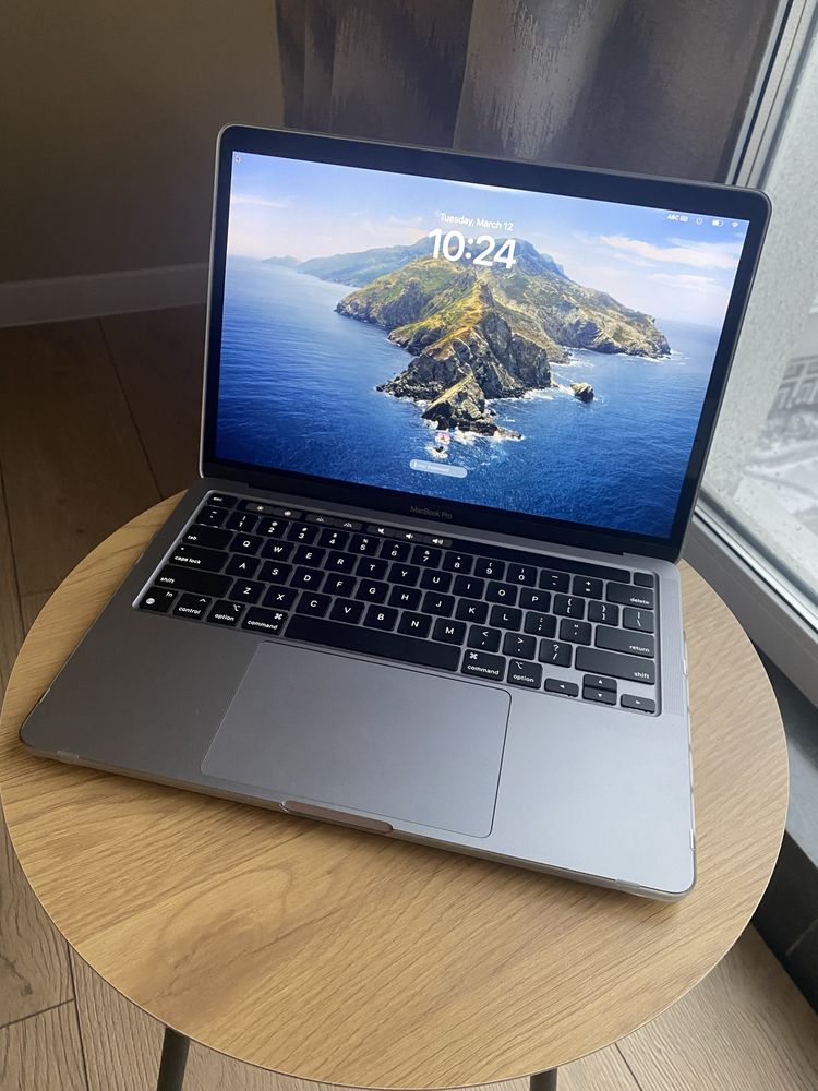 Macbook Pro 13 2020 M1 16/256Gb, touch bar, на MDM, 53 цикли, Ідеал!!!