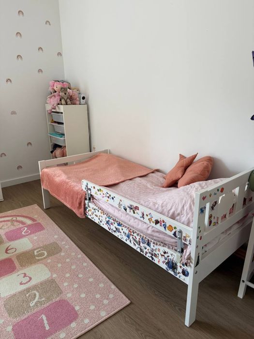 Cama infantil IKEA com colchão