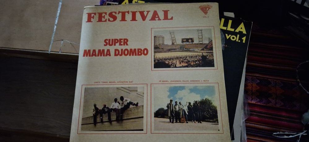 Vinyl Super Mama Djombo vol 2 cobiana
