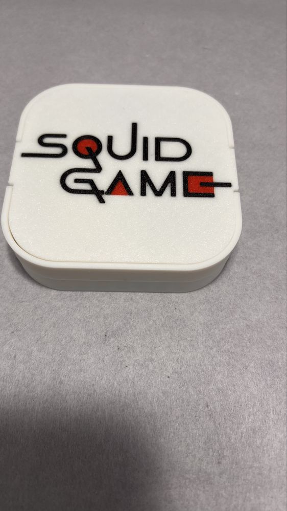 Squid game gongi w pudelku