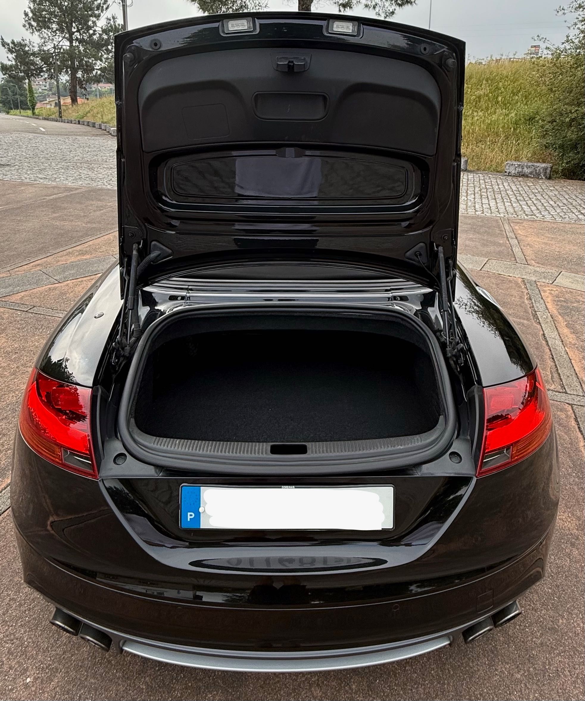 Audi TTS 8J Roadster