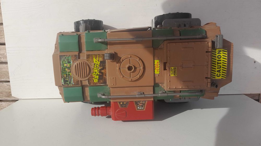 Carro das tartarugas ninja