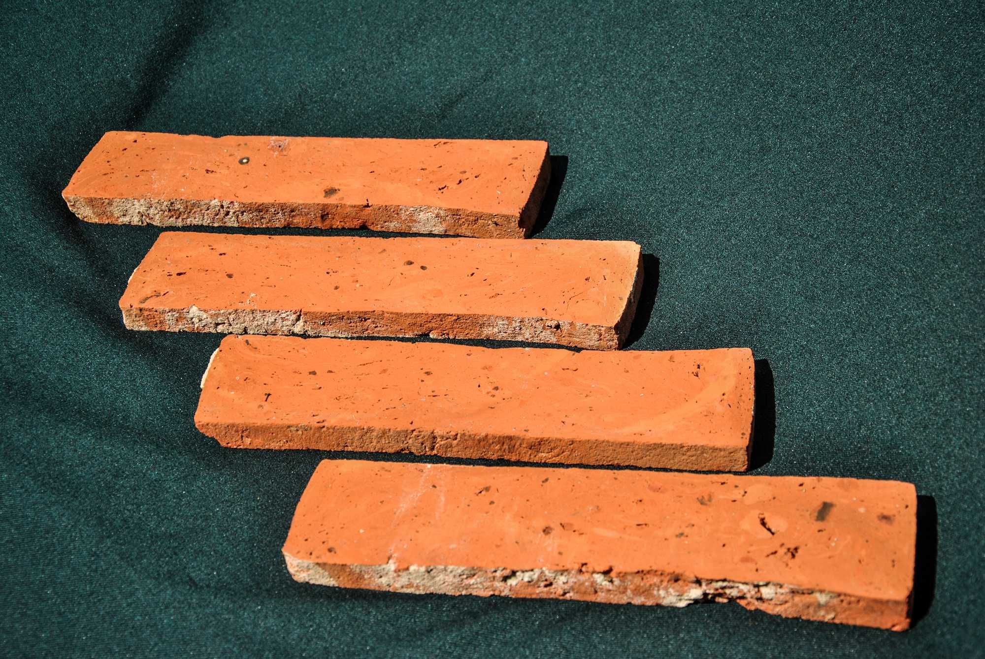 Порізка цегли, різка цегли, розпил цегли Львів, резка, порезка кирпича