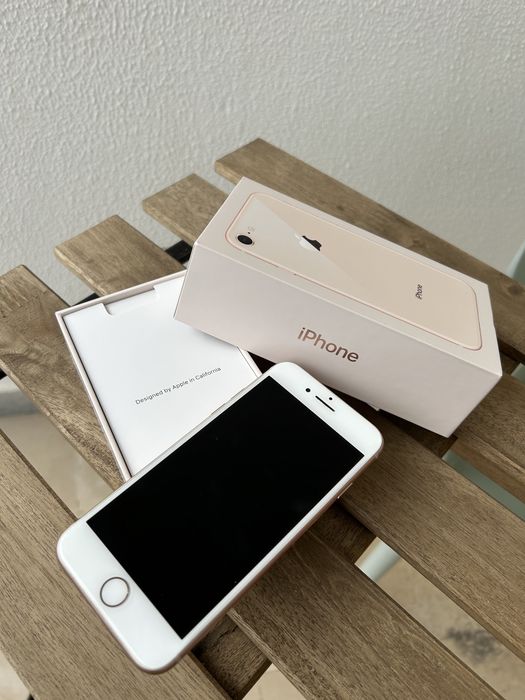 IPhone 8 - 64GB (desbloqueado)