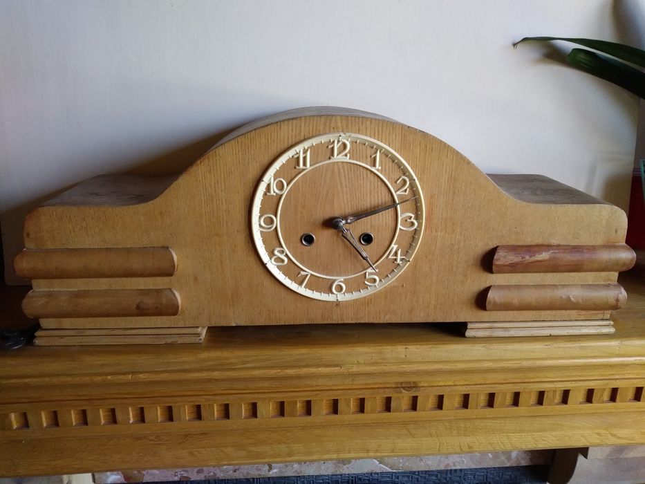 Zegar kominkowy drewniany