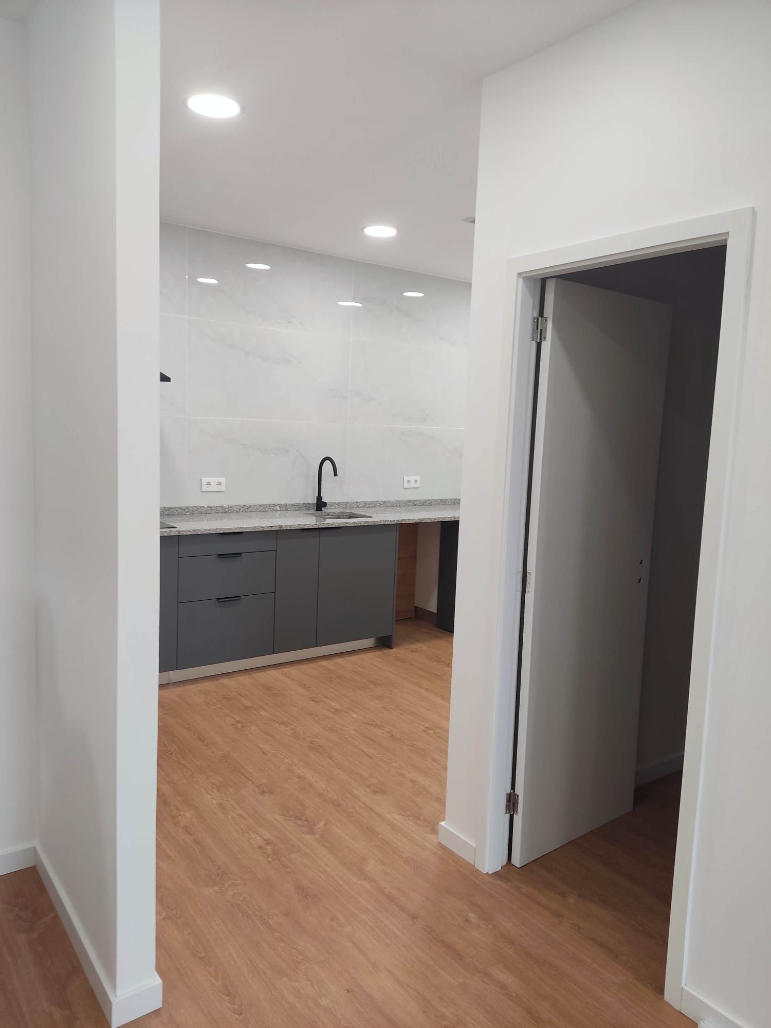 Apartamento T2 novo para arrendamento