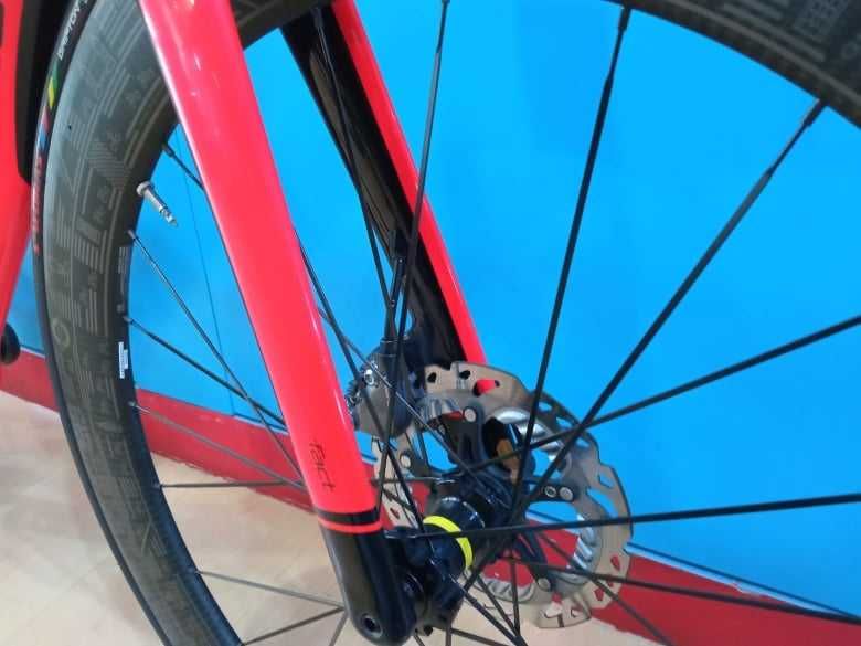 Specialized Venge Vias Expert Disc Ultegra T XS (49)