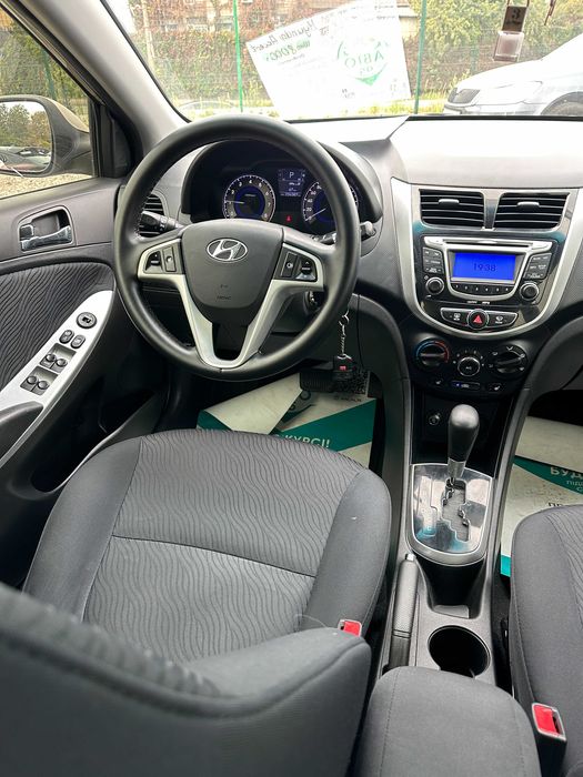 Продам Hyundai Accent 2012 рік можлива розстрочка,кредит,обмін!