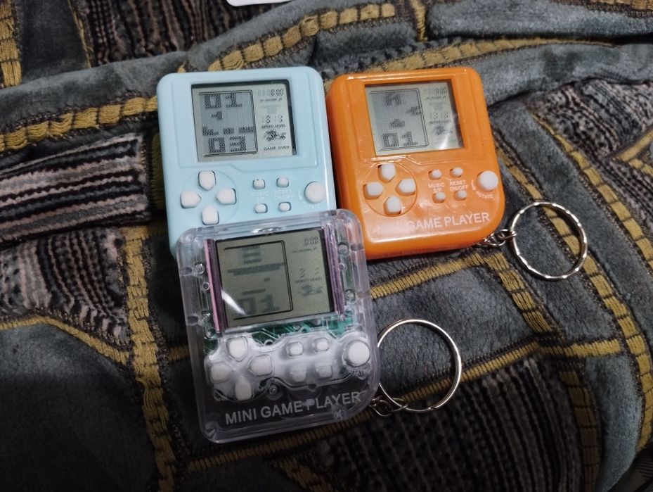 Pocket Tetris тетрис карманный