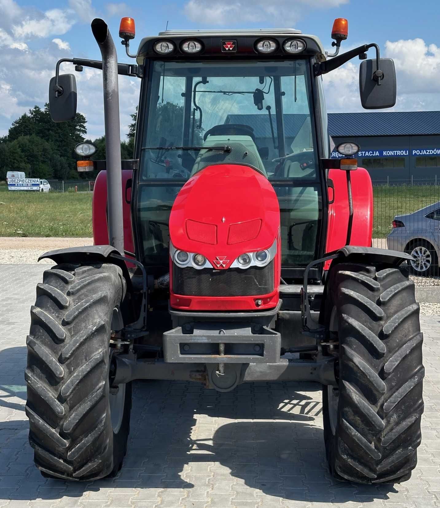 Massey Ferguson 5430 Dyna 4 - Traktor krajowy /5410, 5420,5440/