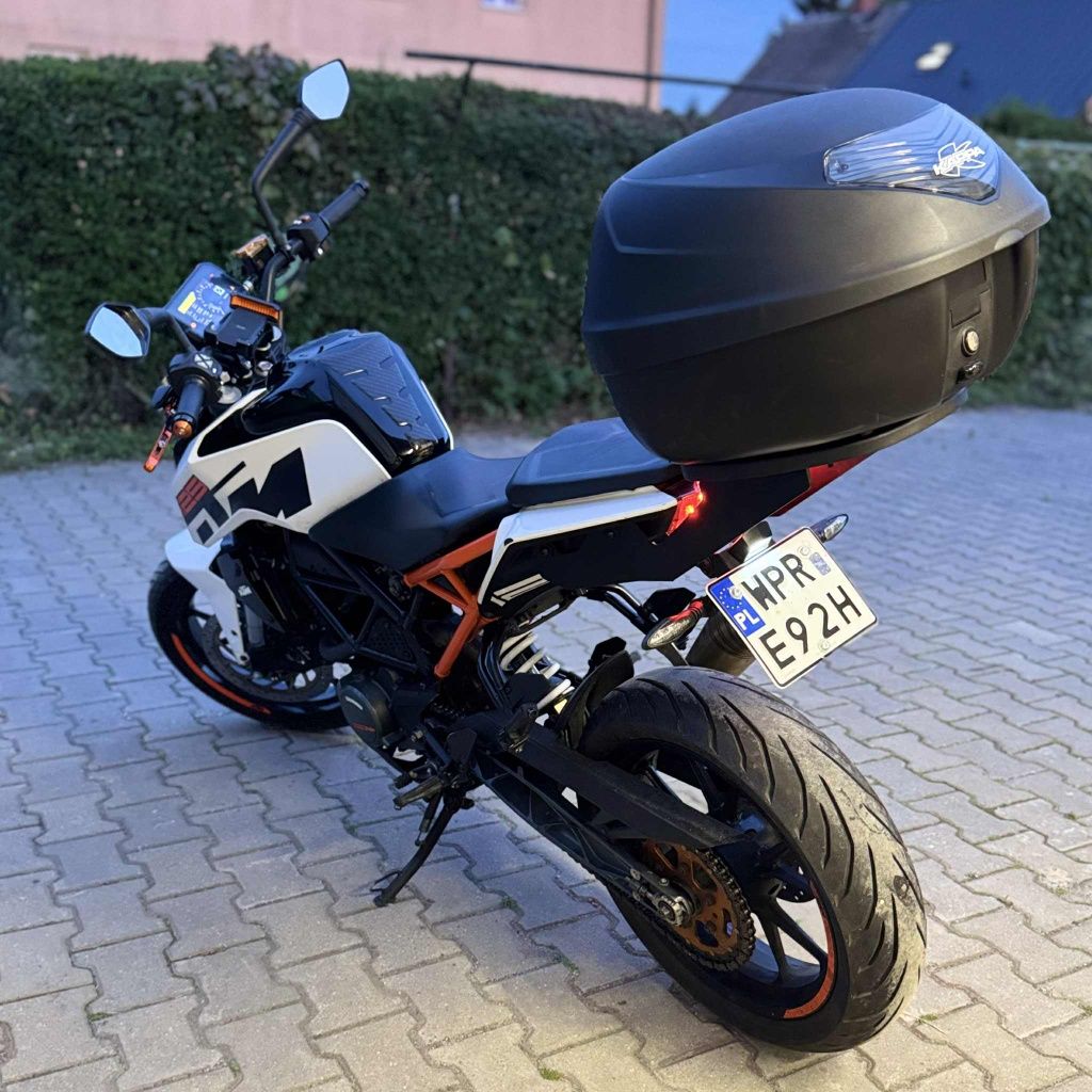 Sprzedam Ktm Duke 125 KAT B