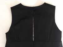 Vestido clássico preto da Lanidor.