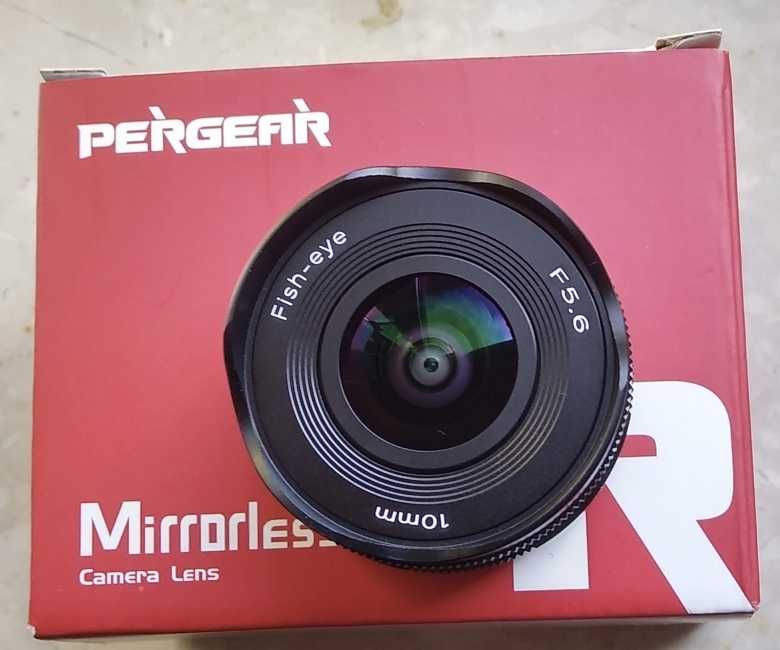 Obiektyw PERGEAR 10 mm f5.6 na Canon M50 Fish Eye