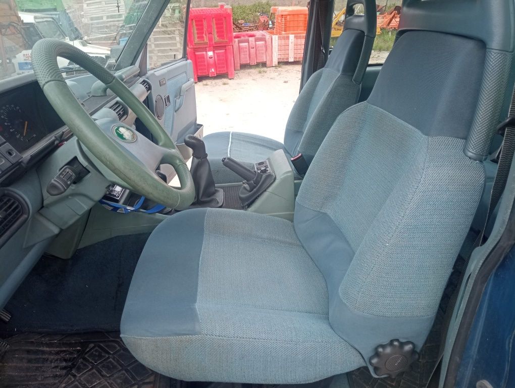Land Rover Discovery 200