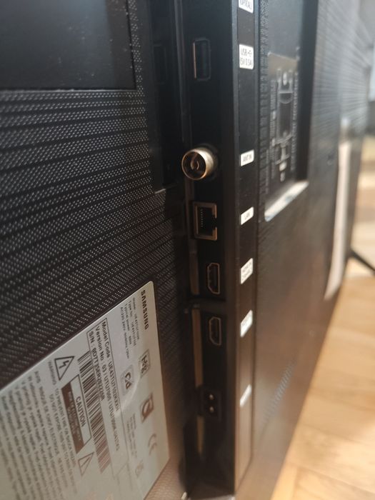 Telewizor Samsung crystal UHD