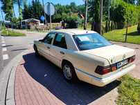 Mercedes Benz w124  2500d