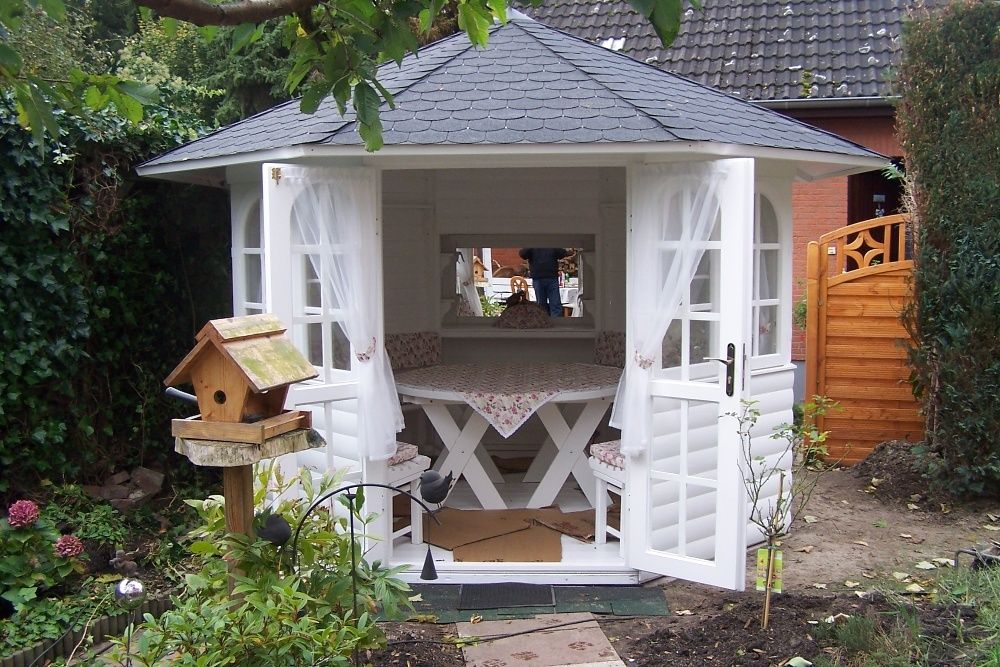 STYLOWA altana z bogatym wyposażeniem w środku