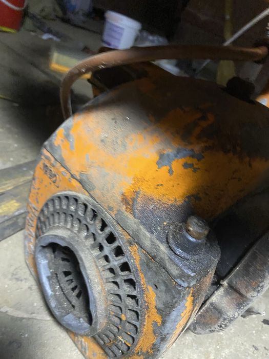 Продам бензопила