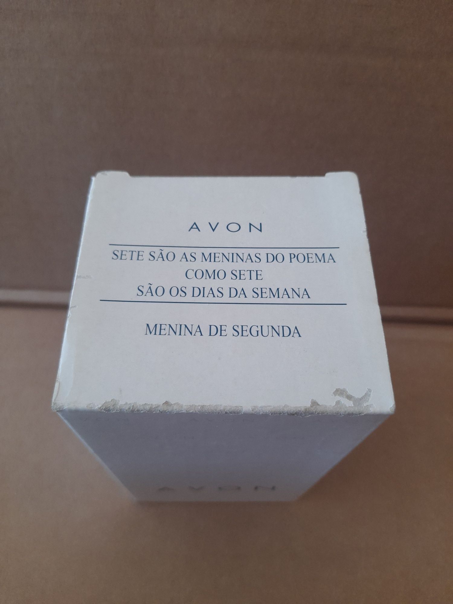 Boneca antiga da Avon